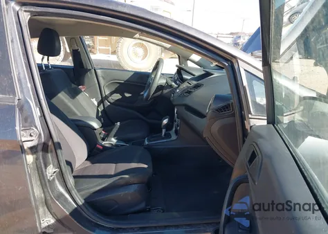 2018 Ford Fiesta Se z USA, uszkodzony, nr VIN 3FADP4BJ8JM123639
